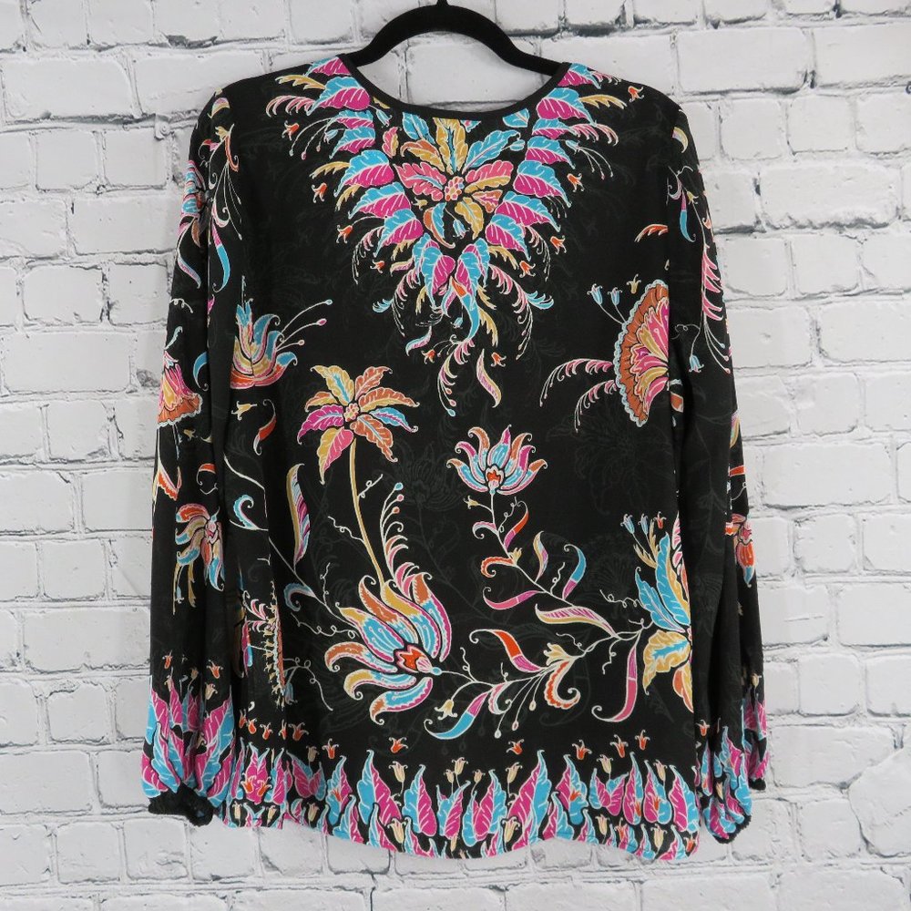 Women's V-Neck Floral Printed Woven Blouse - Black - Picture 3 of 3